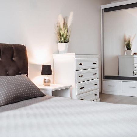 Luxury Apartments In City Center, Siauliai Zewnętrze zdjęcie