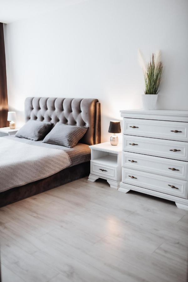 Luxury Apartments In City Center, Siauliai Zewnętrze zdjęcie